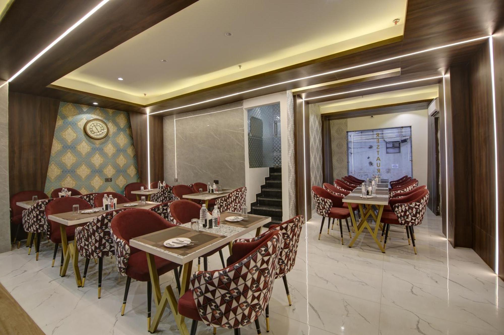 The Armani Hotel Нью-Дели Экстерьер фото